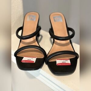 Chic Black Strappy Sandals